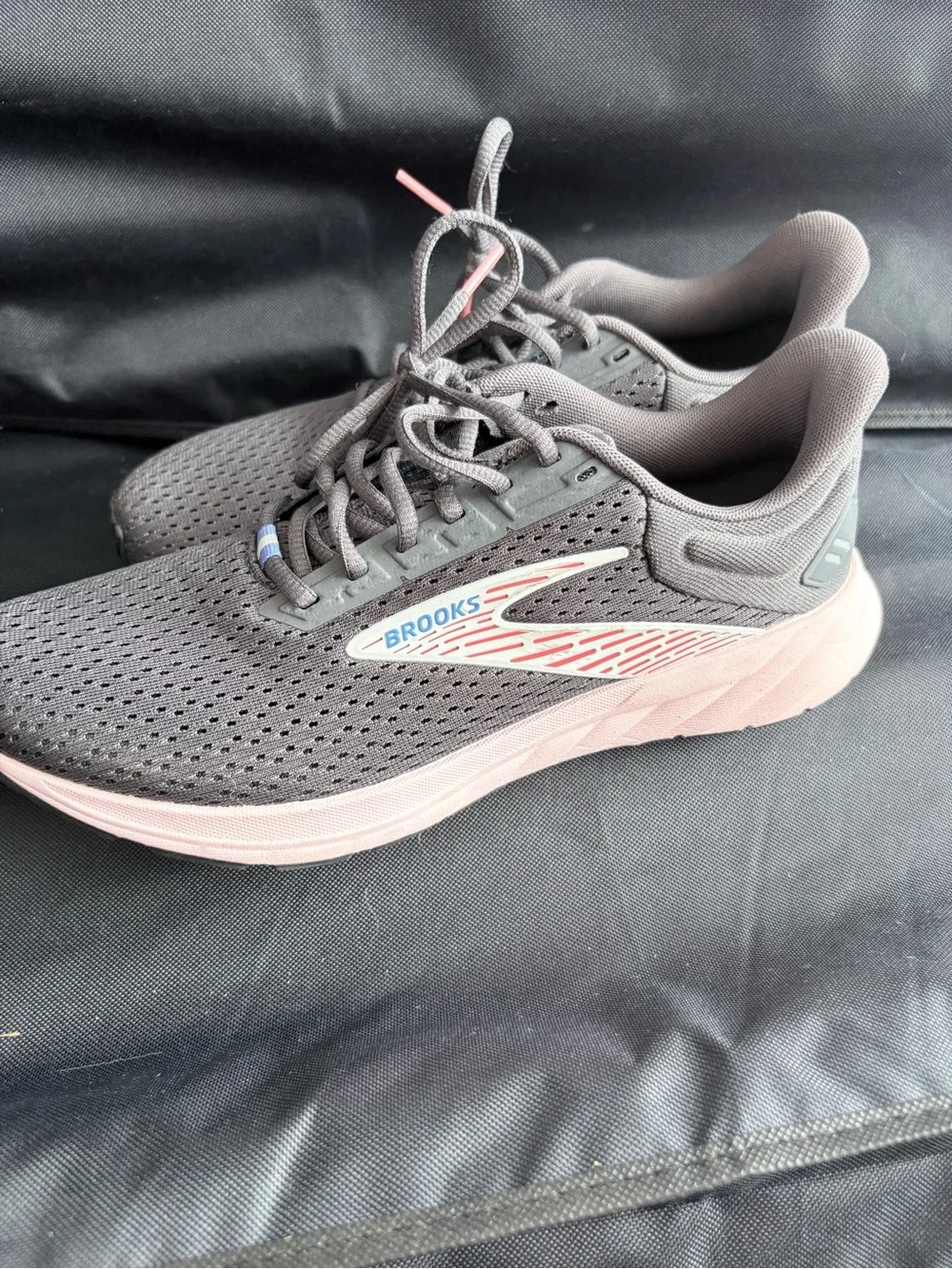 Brooks Women's Black and Pink Athletic Running Shoes
